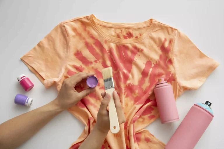 How T-shirts are dyed?