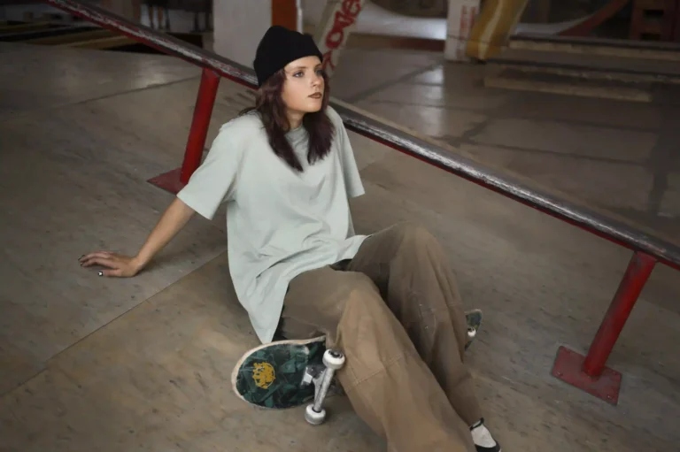 How oversized T-shirt came in Trend?